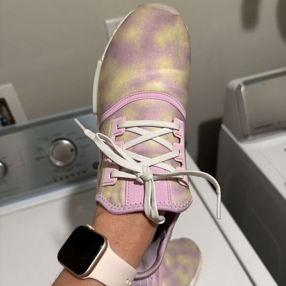 Adidas Kids Sneakers - Picture 1 of 4